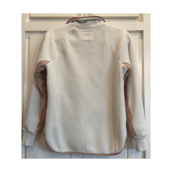 Abercrombie & Fitch assymetrical light pink and cream quilted fleece pullover SM - Picture 3 of 10